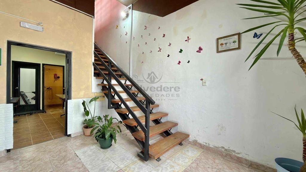 Local comercial en Belvedere José Mármol 158 Ref. 200