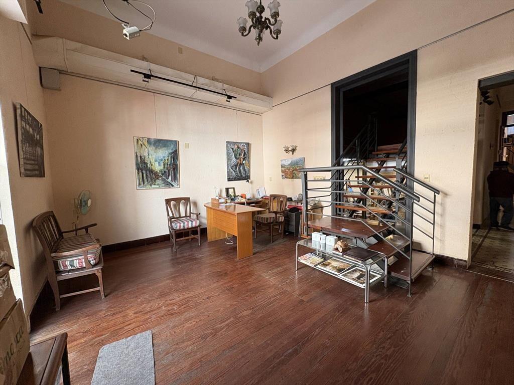 Venta de Casa con 4 dormitorios y terraza en Parque Rodó