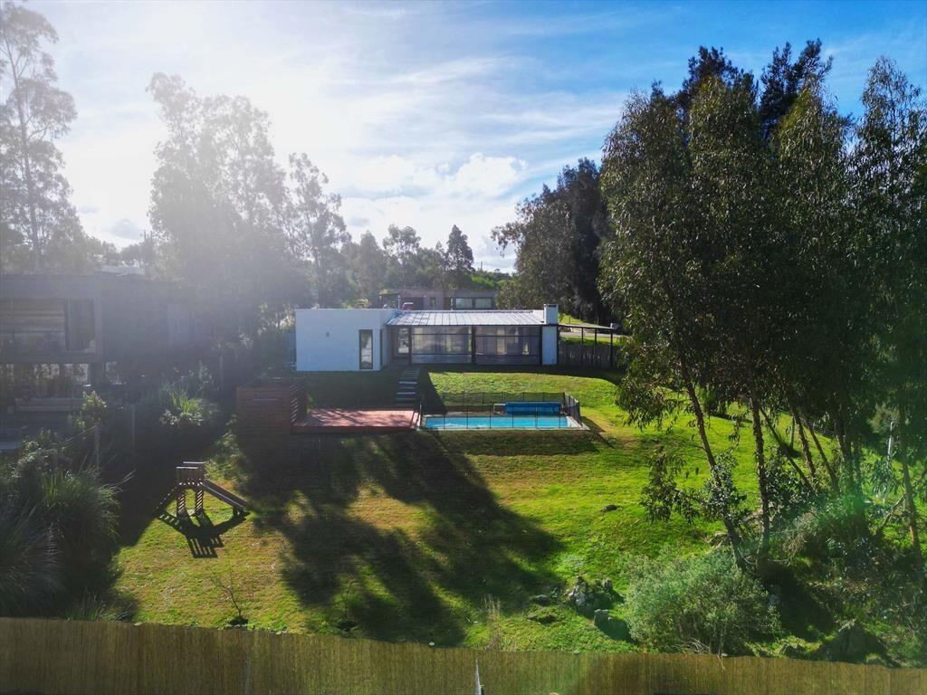 Venta casa en Altos de la Tahona con piscina