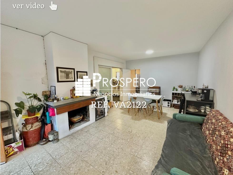 VA2122/p/1 Venta Casa 3dorm Tres cruces Patio Azotea
