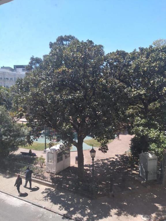 Plaza Zabala esquina Washington