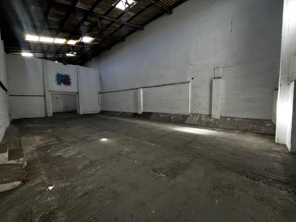 Veracierto y Zumaran, 390 M2, Vig 24 Hs, zona habilitada pa