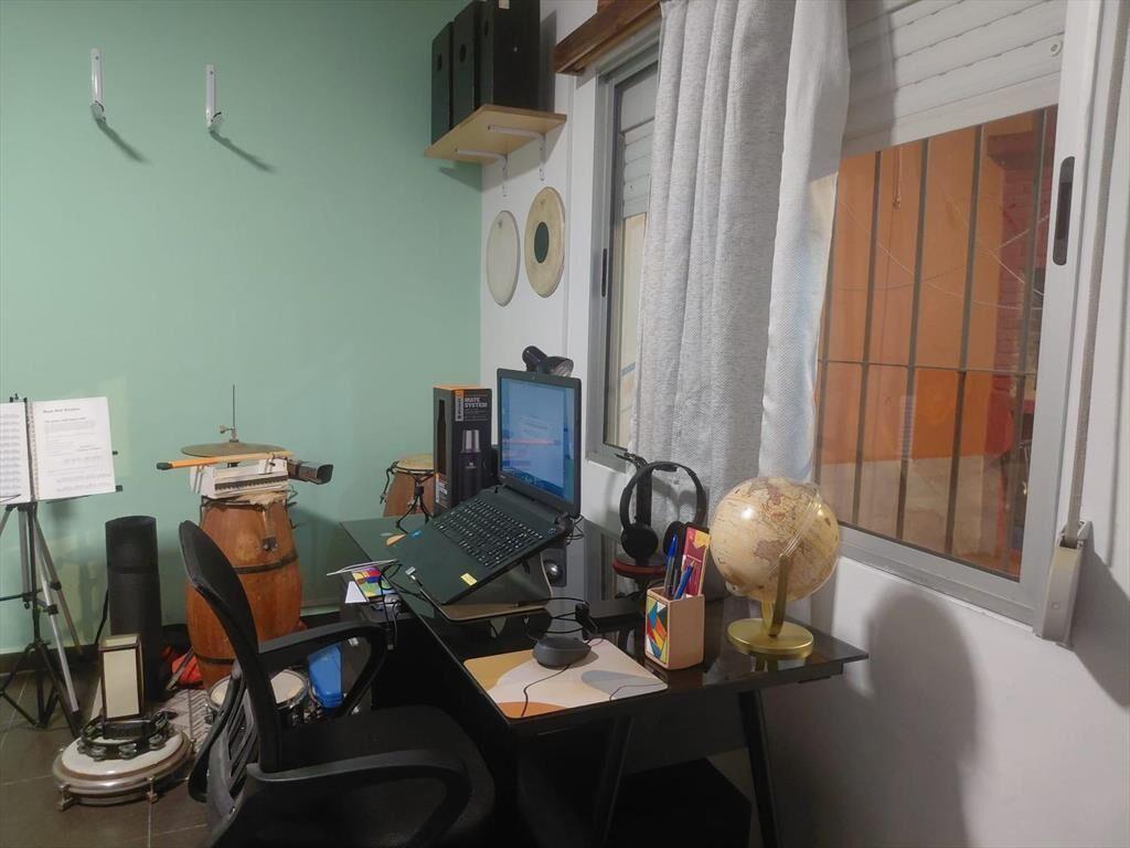VENTA APARTAMENTO DOS DORMITORIOS EN CERRITO CON PATIO Y PA