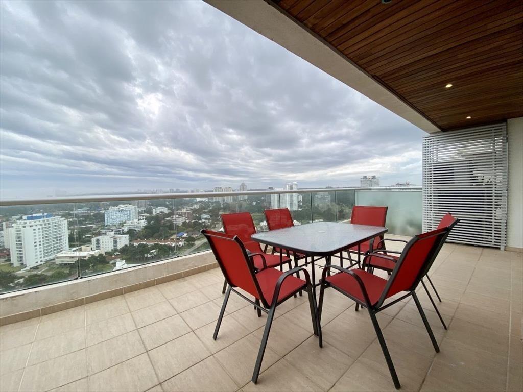 Alquiler temporada 1 dormitorio playa brava Punta del Este