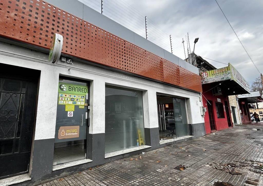 Venta de Local comercial con 89 Mts2 sobre Avenida General F