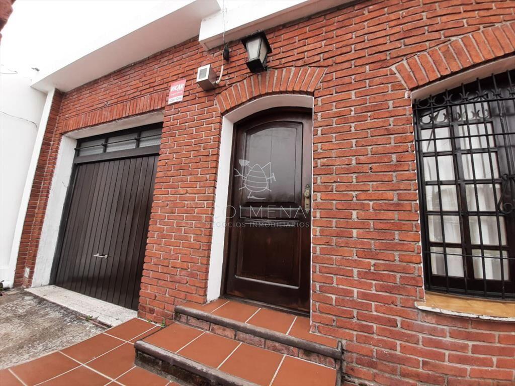 Muy linda Casa en San Carlos PLENO CENTRO!