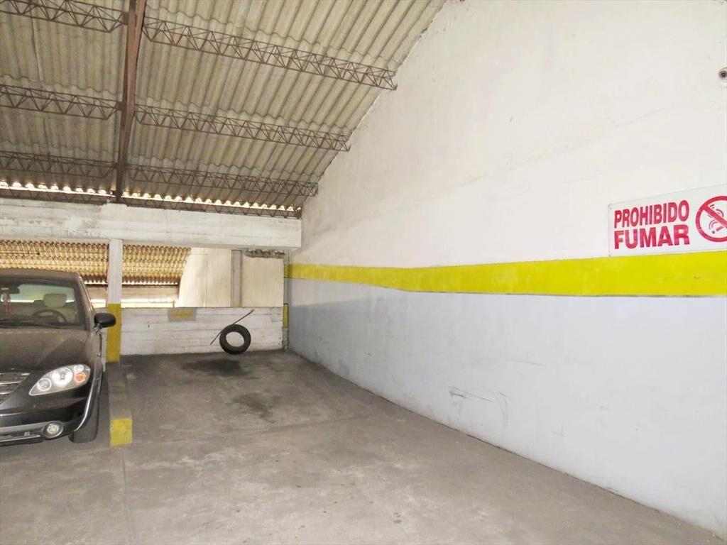 Venta Cochera excelente ubicación Colonia y Yaguarón