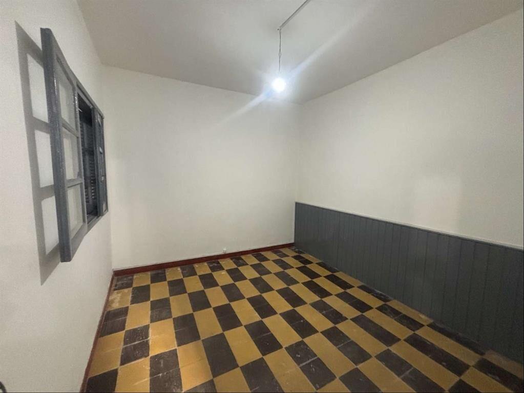 Alquiler apartamento de tres dormitorios en Colón.