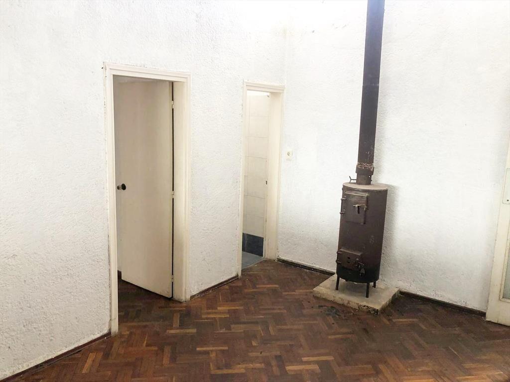 Amplio local comercial y vivienda sobre Avenida Millán - Sa