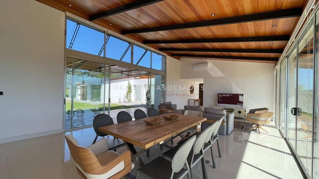 Casa en venta de 4 dormitorios en Pueblo MÃo,