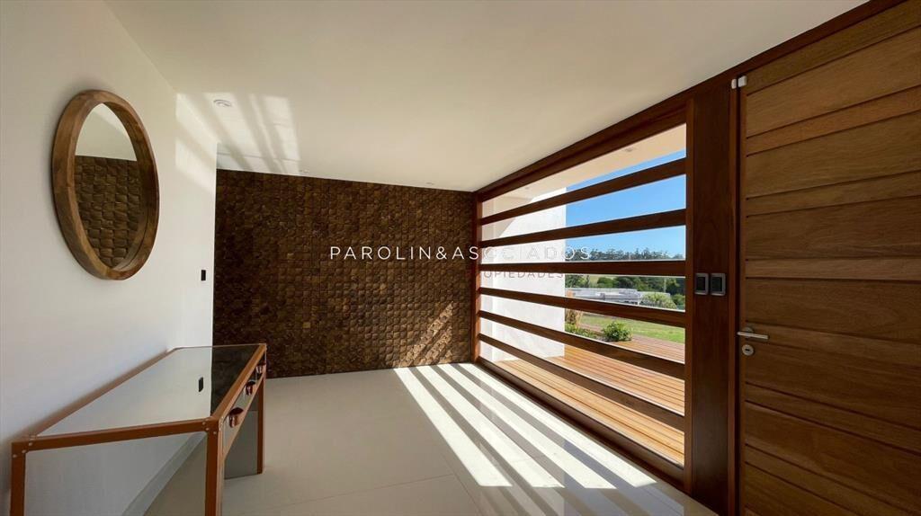 Casa en venta de 4 dormitorios en Pueblo MÃo,