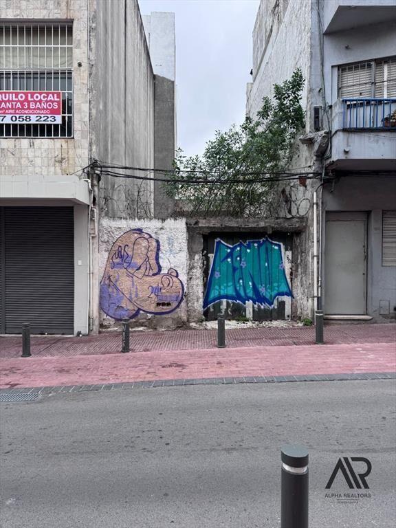 Terreno en venta de 62m2 ubicado en Ciudad Vieja