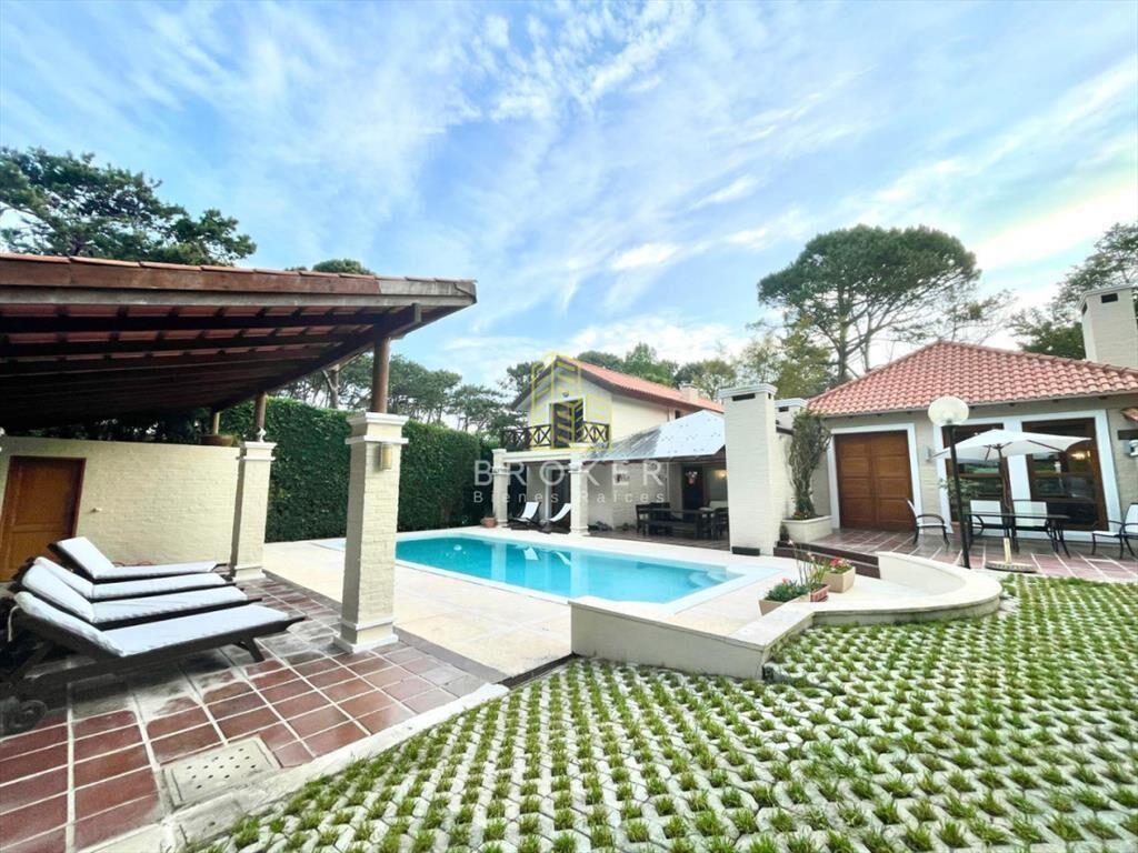 Alquiler anual de amplia casa en san rafael con piscina cli