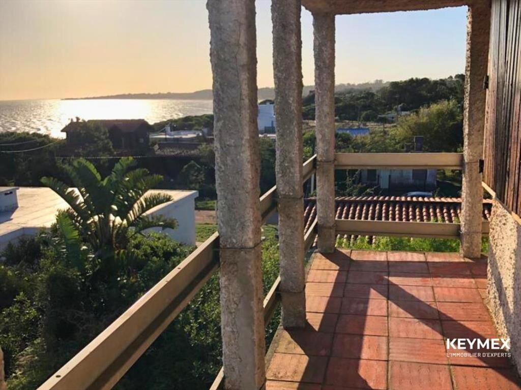Casa en Venta 3 Dormitorios 2 baños con Apartamento Gran Vi