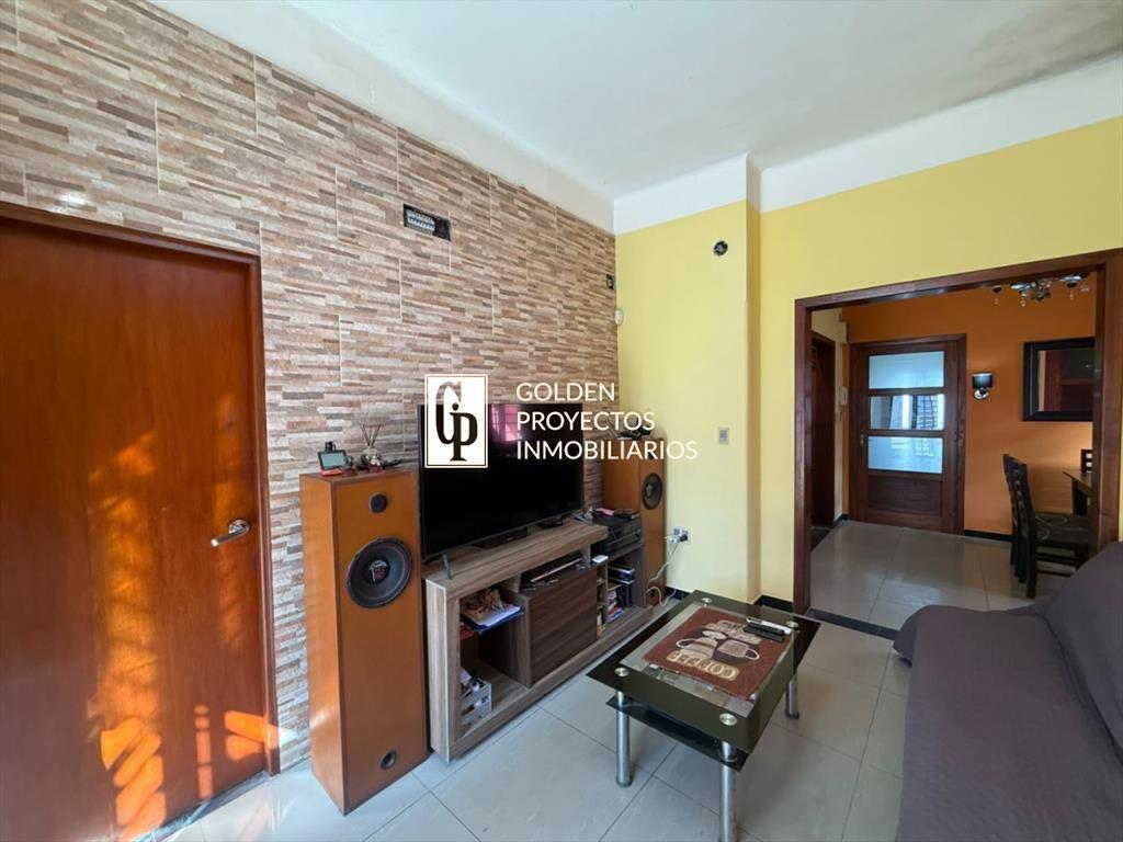 Casa en Venta 4 dormitorios y Fondo La Blanqueada