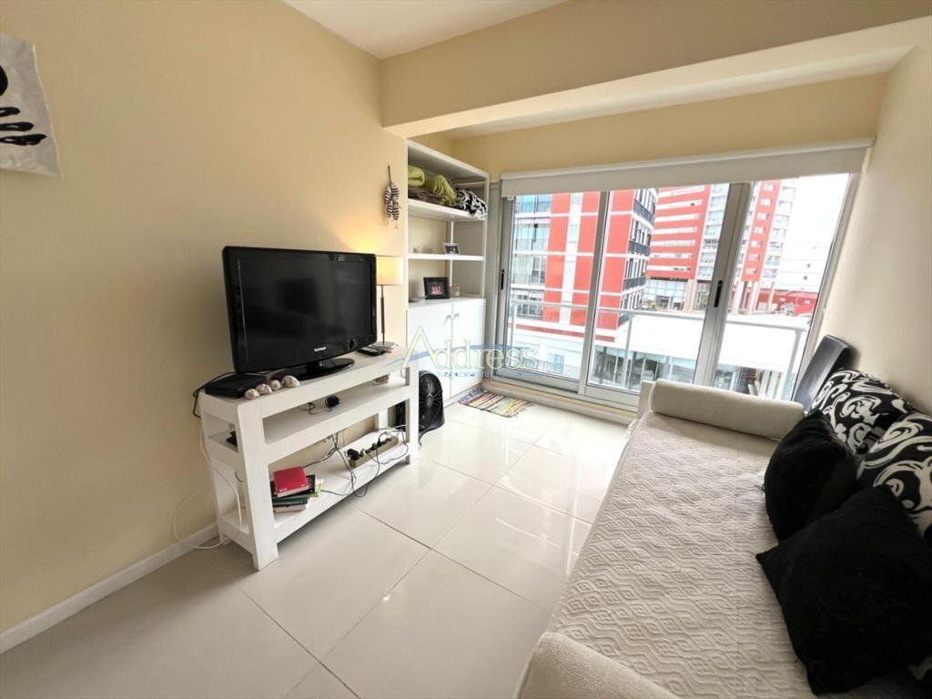 Apartamento en venta frente al mar. En