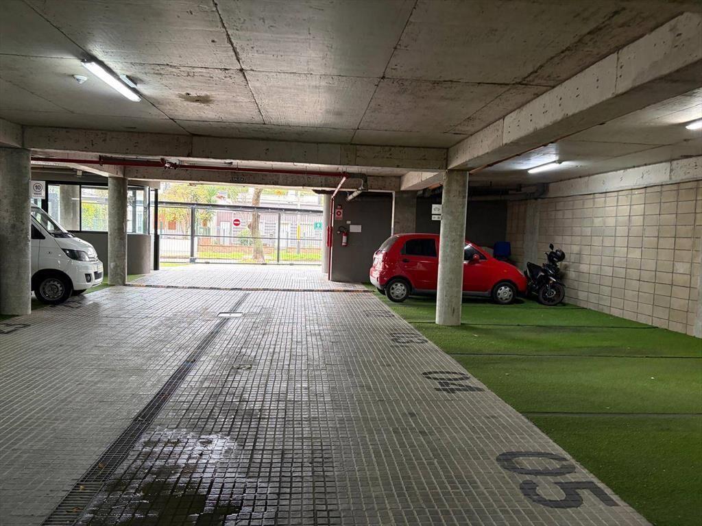 Alquiler de Garage en Felipe Sanguinetti en Unión Solo para