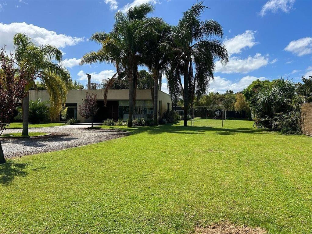 VENTA CASA 4 DORMITORIOS GRAN TERRENO PINAR SUR