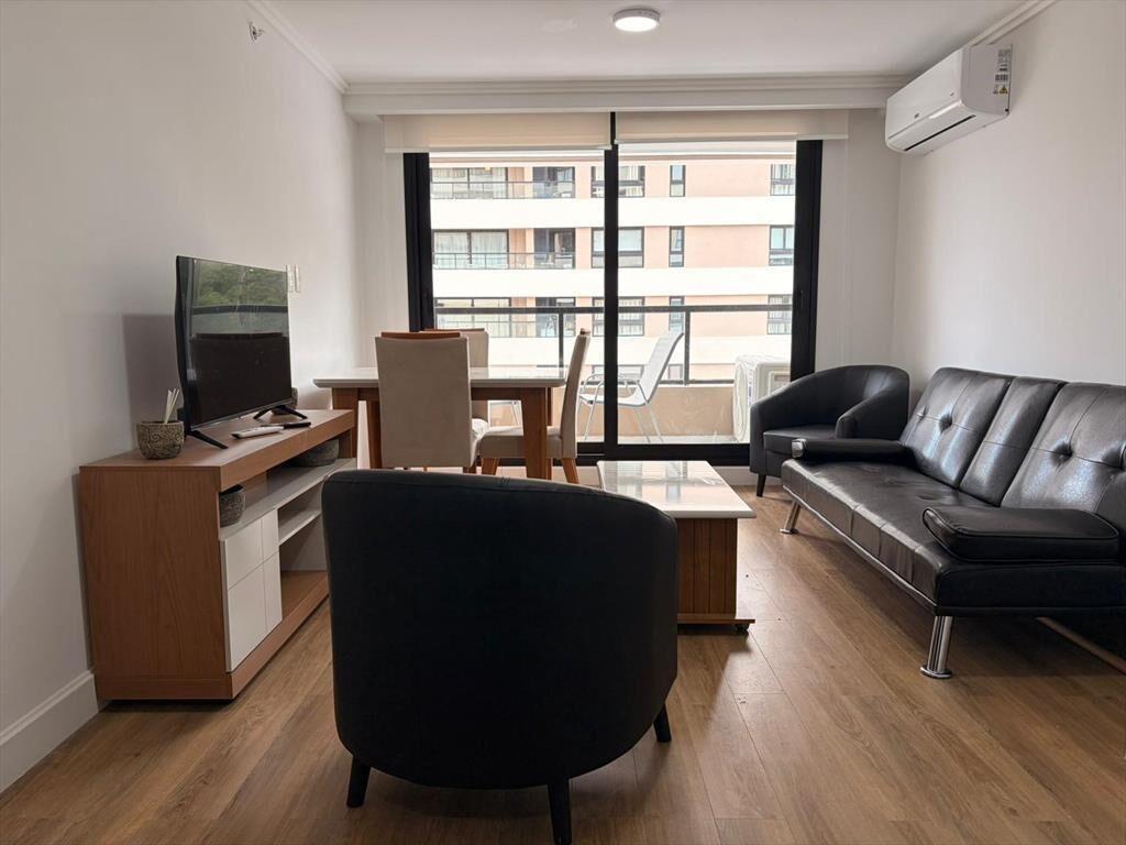 Venta apartamento de 1 dormitorio sobre Av. Roosevelt, Punt