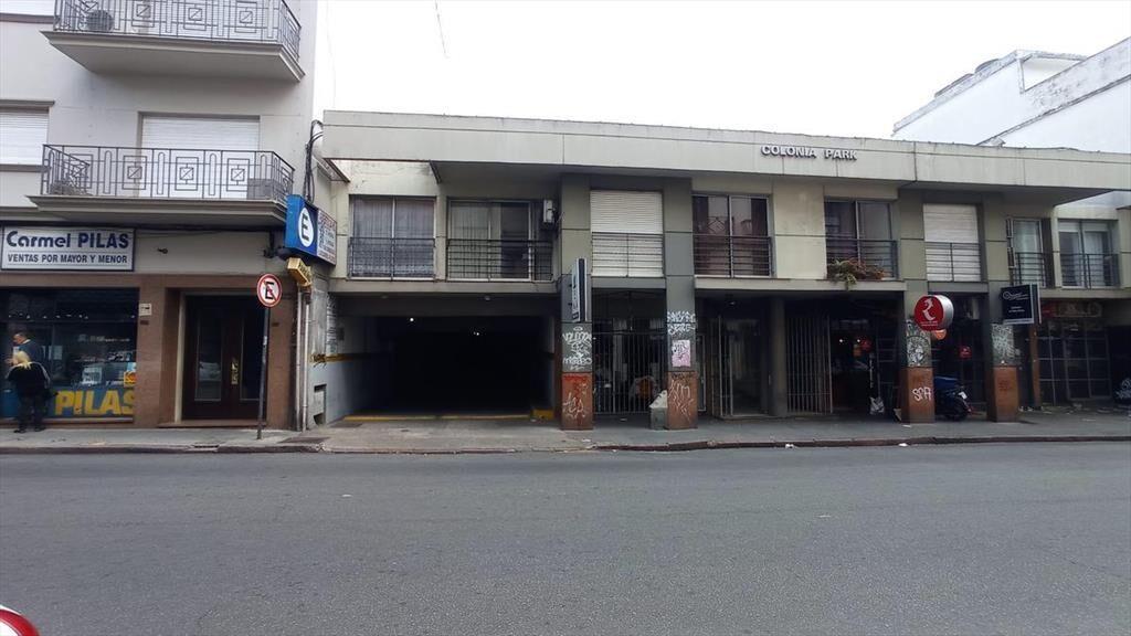 Cochera -Colonia esq. Gaboto cocheras disponibles en centro