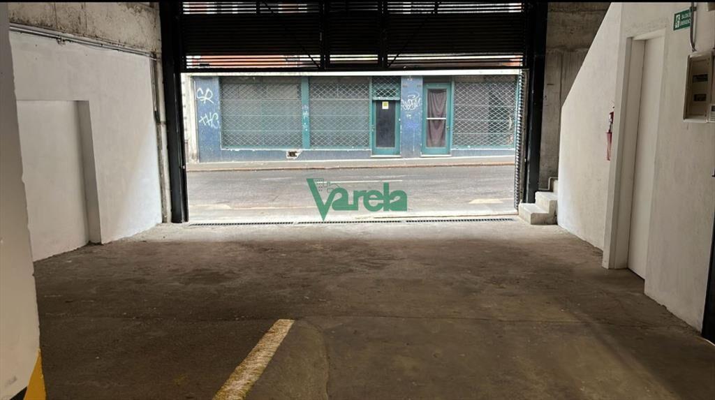 Venta Parking 900 metros con renta Ciudad Vieja