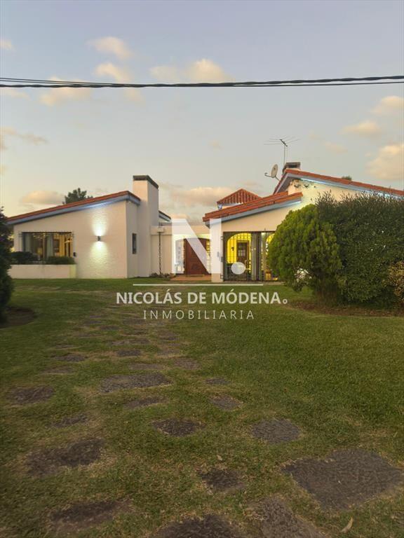 Exclusiva casa en Solymar . Ciudad de la Costa
