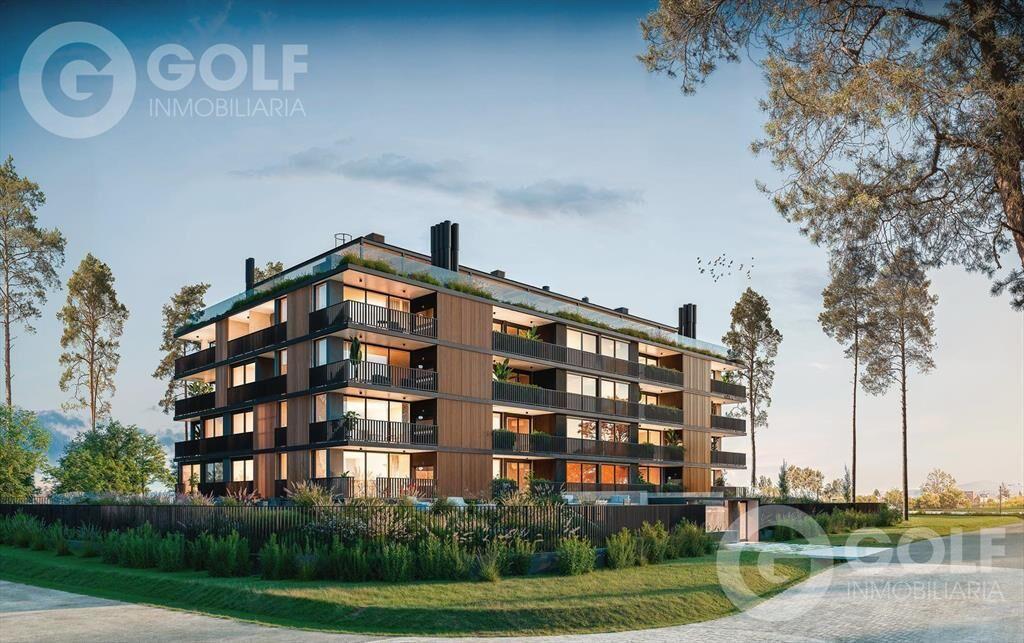 Apartamento en venta de 3 dormitorios y dos cocheras en Bar