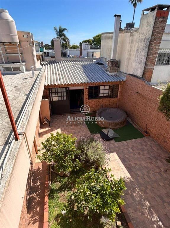 CASA PADRON UNICO PROX.CANAL5 ! MUY AMPLIA. 4 DORM + EST...