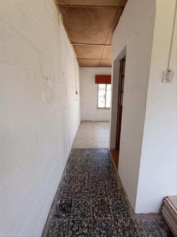 Casa de dos dormitorios y apto.