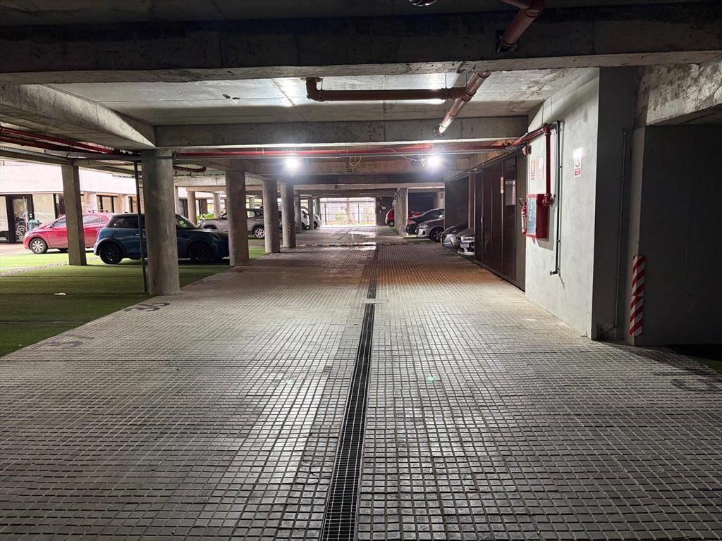 Alquiler de Garage en Felipe Sanguinetti en Unión Solo para