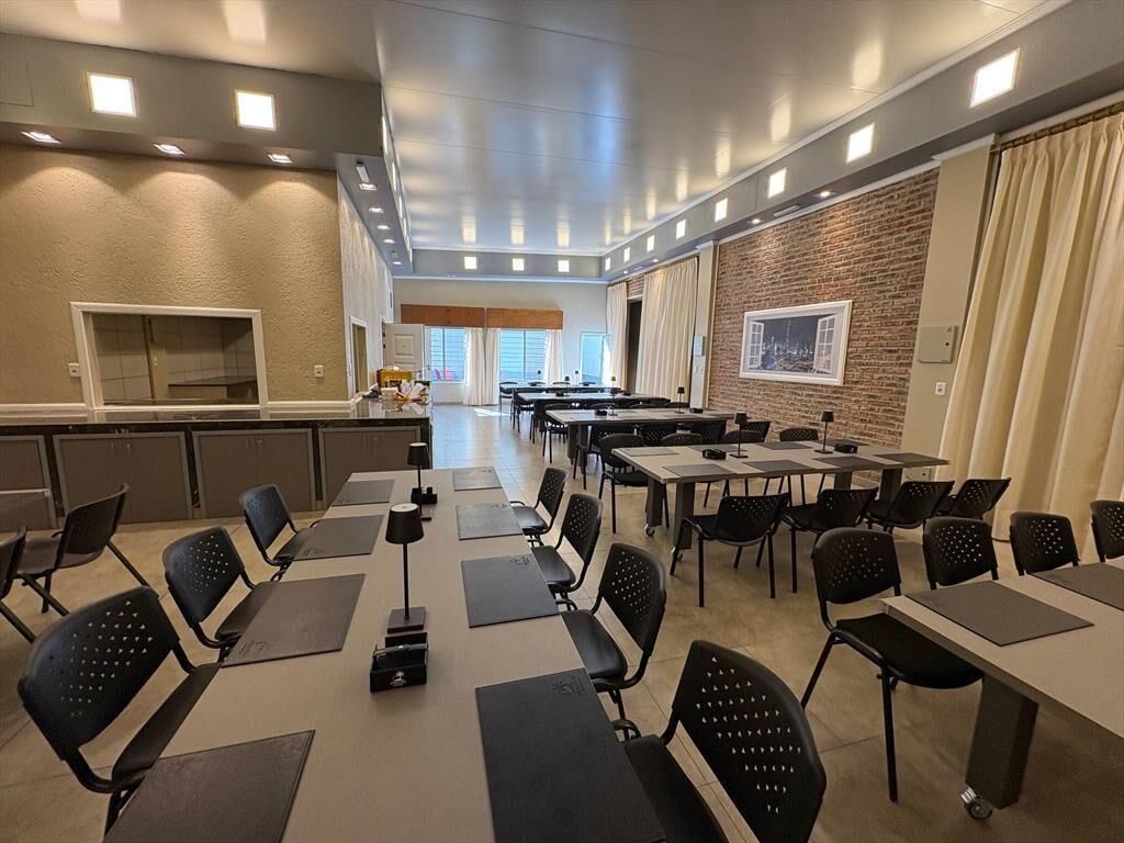 Alquiler - Local Comercial ideal para Salones de fiestas, pu