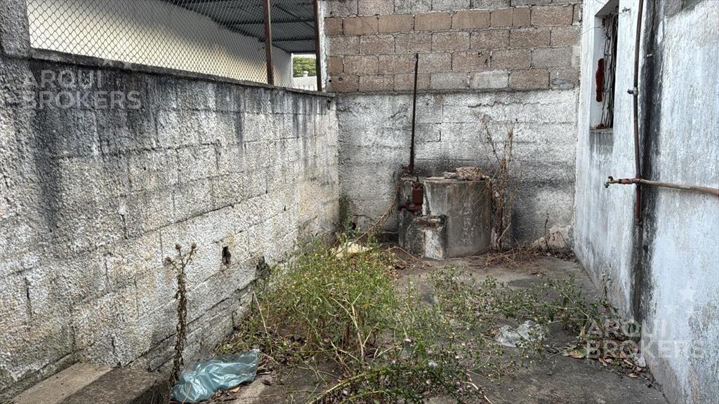 Casa de dos dormitorios en venta en Manga - 002
