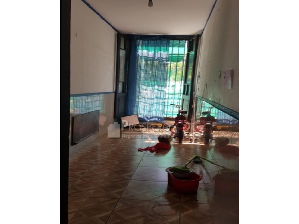 AL840 venta casa 4 dorm Jacinto Vera C/renta, Azotea Transit