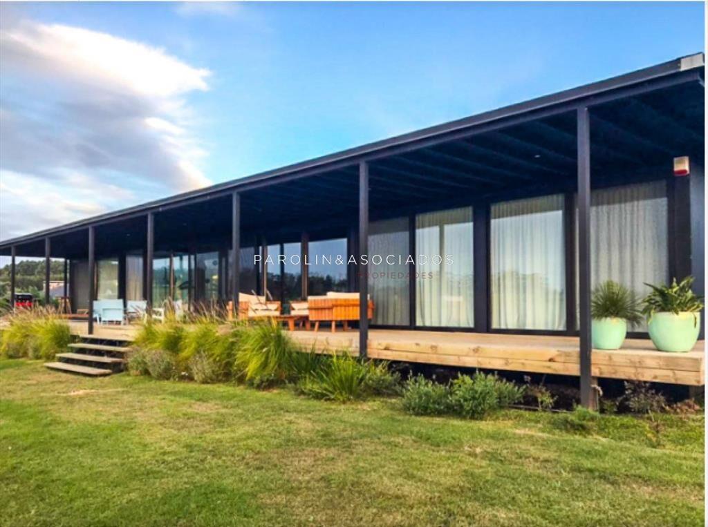 Casa en venta de 3 dormitorios en Manantiales,