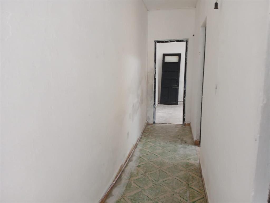 Casa a restaurar con renta actual