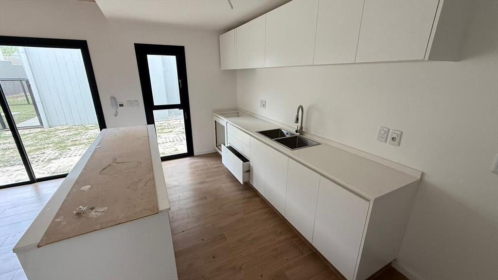 Casa en barra de carrasco, 3 dorm, gge, barbacoa, estrena!!