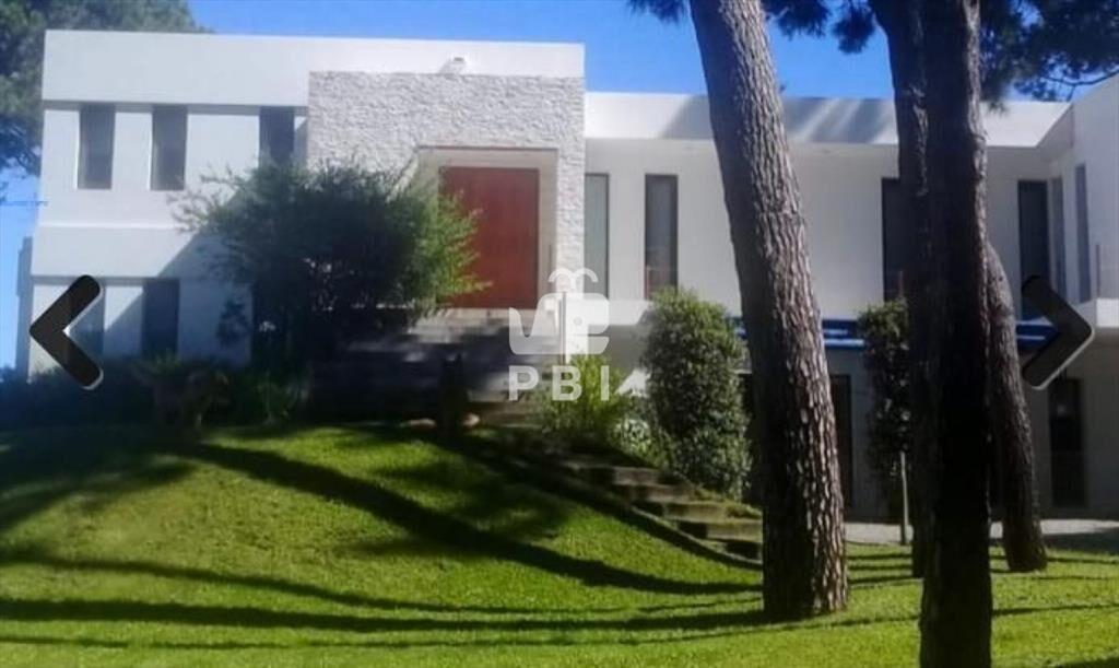Casa en alquiler temporario 3 dormitorios en Club del Lago,