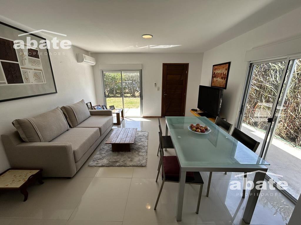 Alquiler casa un dormitorio en Balneario Buenos Aires