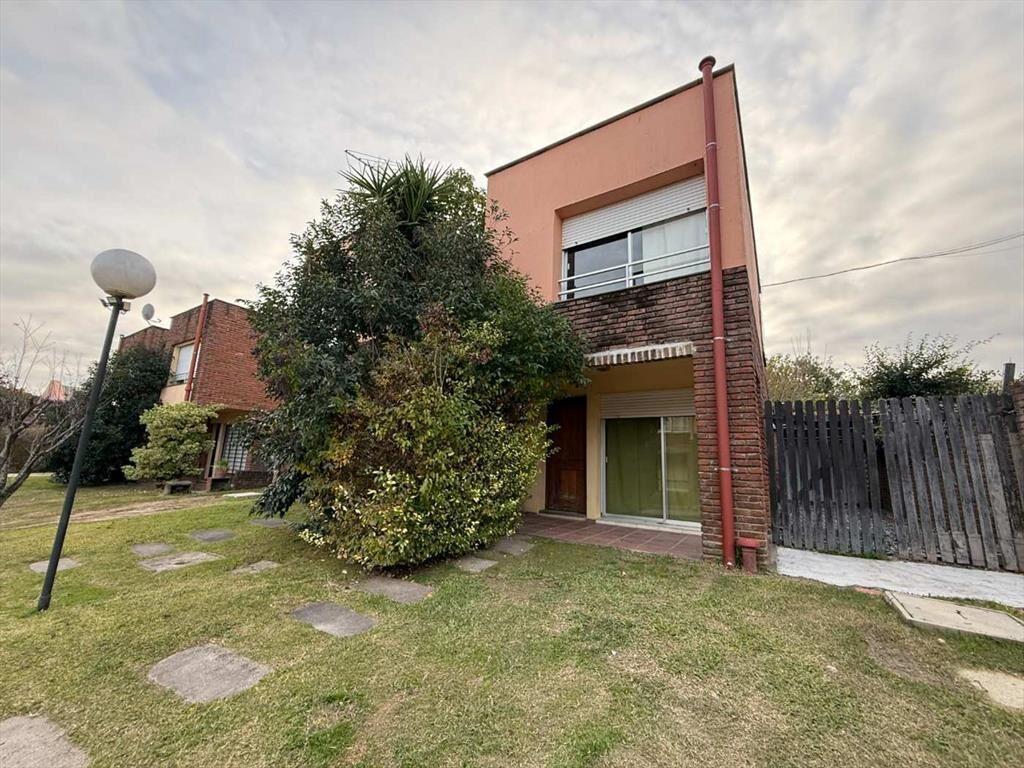 VENTA CASA SOLYMAR, 2 DORMITORIOS, COMPLEJO