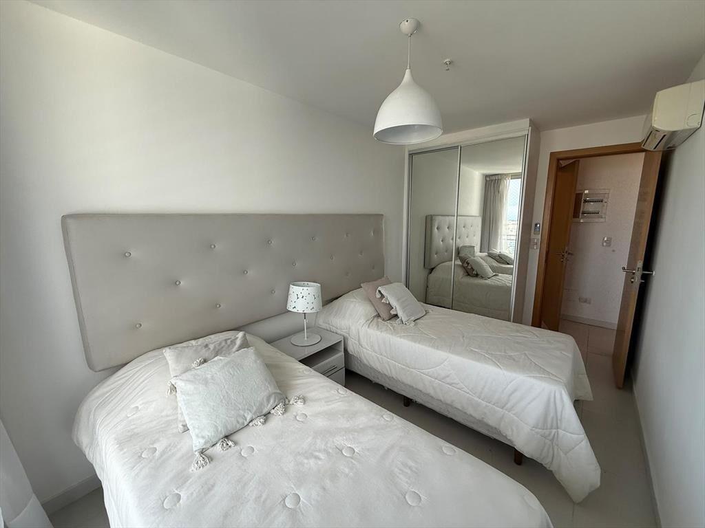 Alquiler invernal apartamento equipado 3 dormitorios sobre