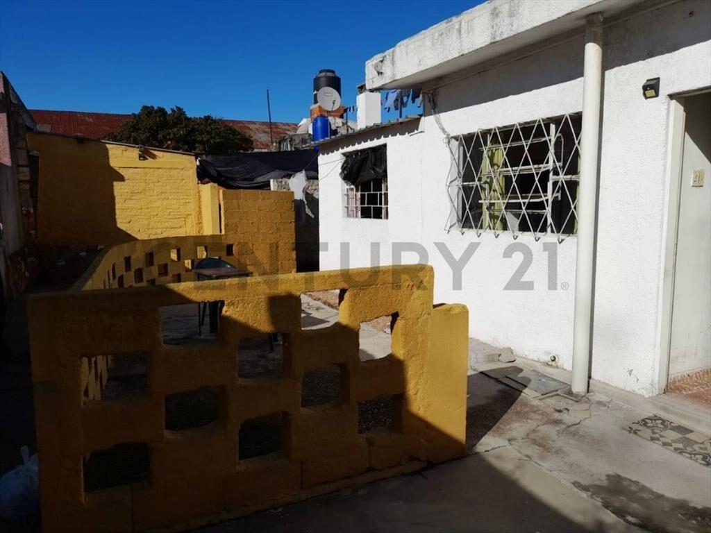 Venta/Casa/La Teja/1Dormitorio Opción 2/PH/ Patio/Luminos...
