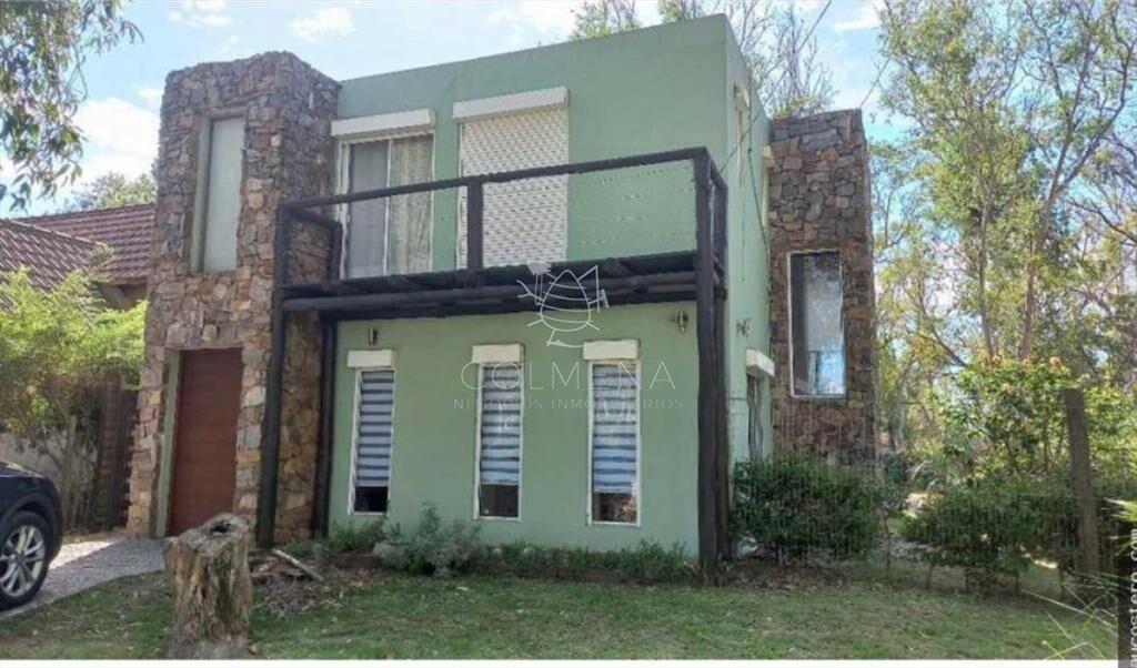 CASA PIEDRA EN VENTA A METROS DEL MAR