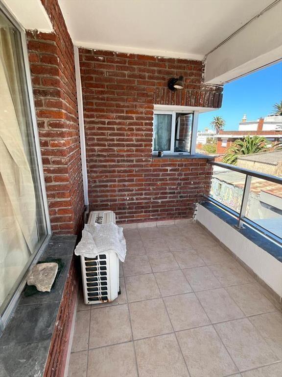 APARTAMENTO EN ALQUILER ANUAL EN PENÍNSULA - 1 DORMITORIO C