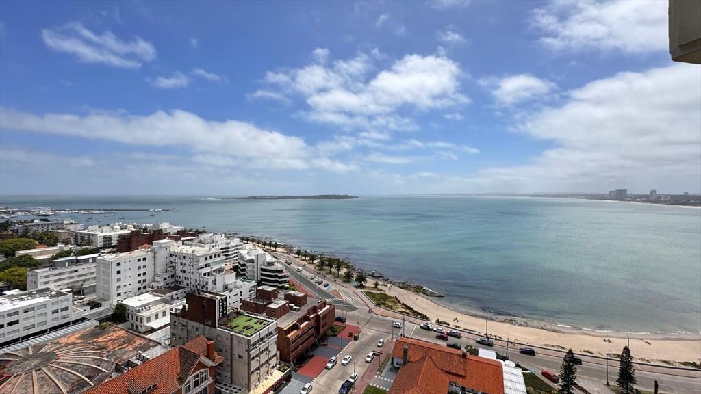 Apartamento en alquiler anual