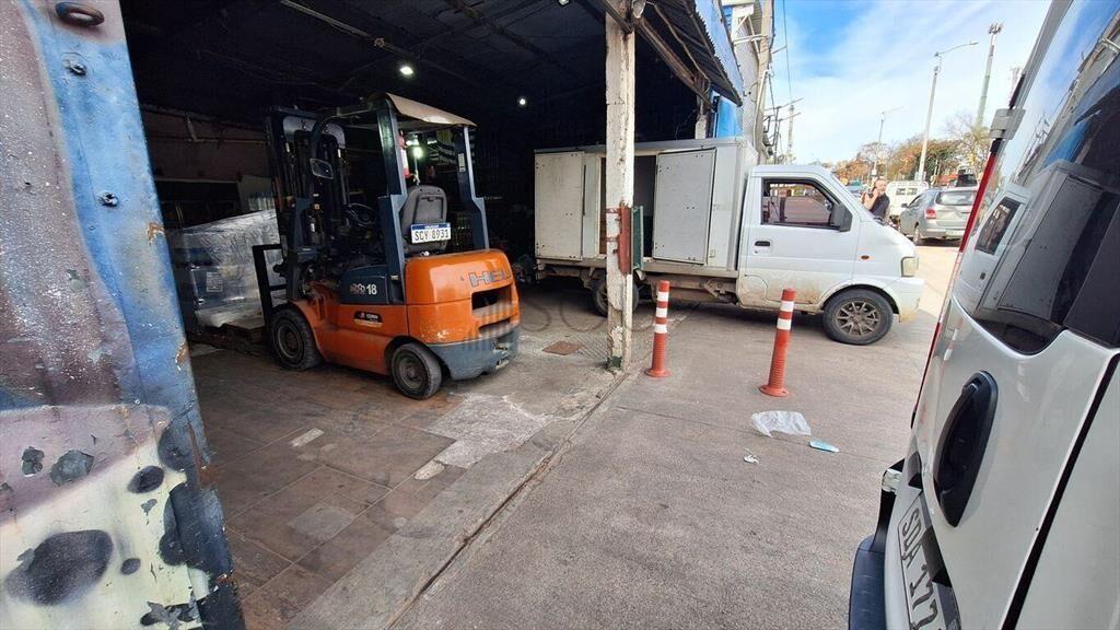 Venta llave de local comercial en Cerro