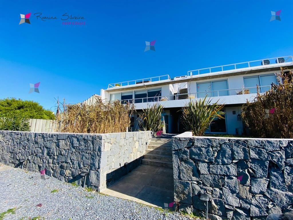 VENTA DE APARTAMENTO DE 2 DORMITORIOS EN MANANTIALES PUNTA