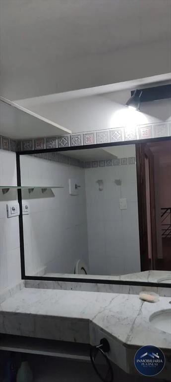 Casa en alquiler c/ cochera en Parque Rodó