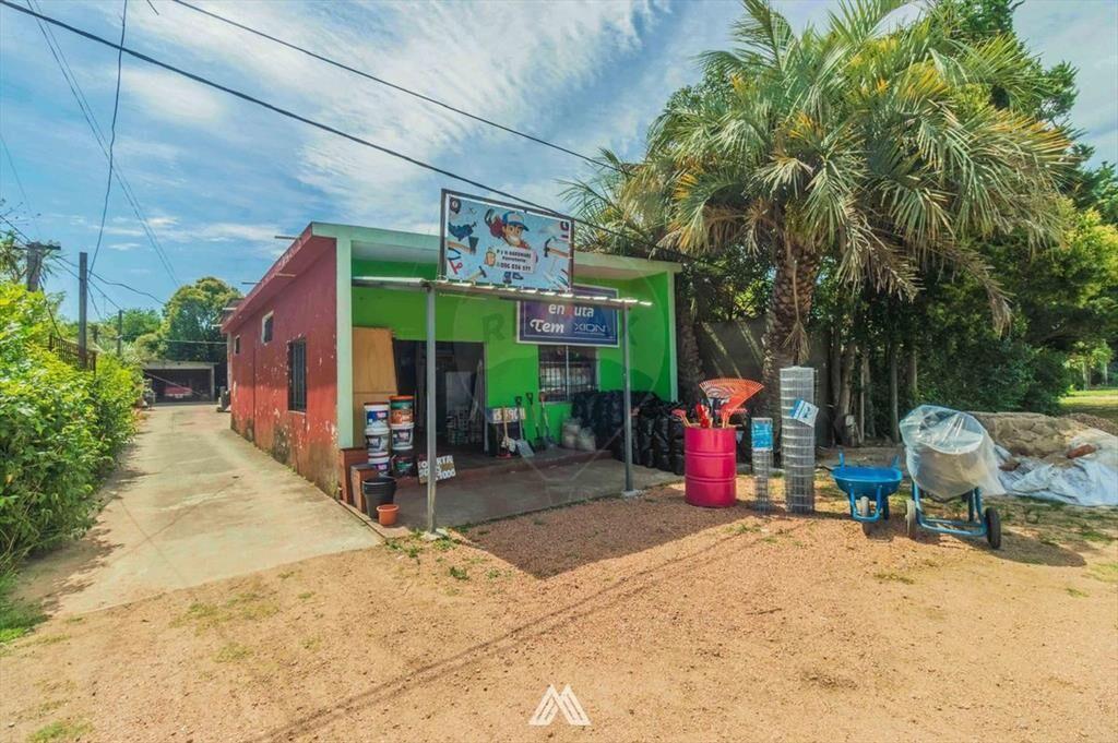 Venta llave de local comercial ferreteria en Pando