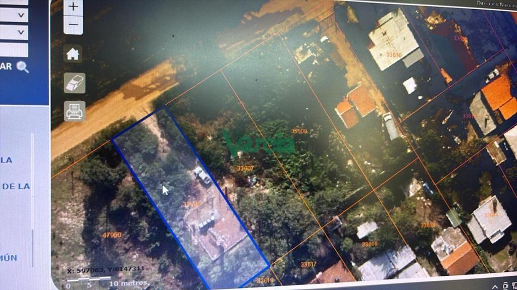 Venta terreno 695 m2 en Lomas de Solymar, sobre