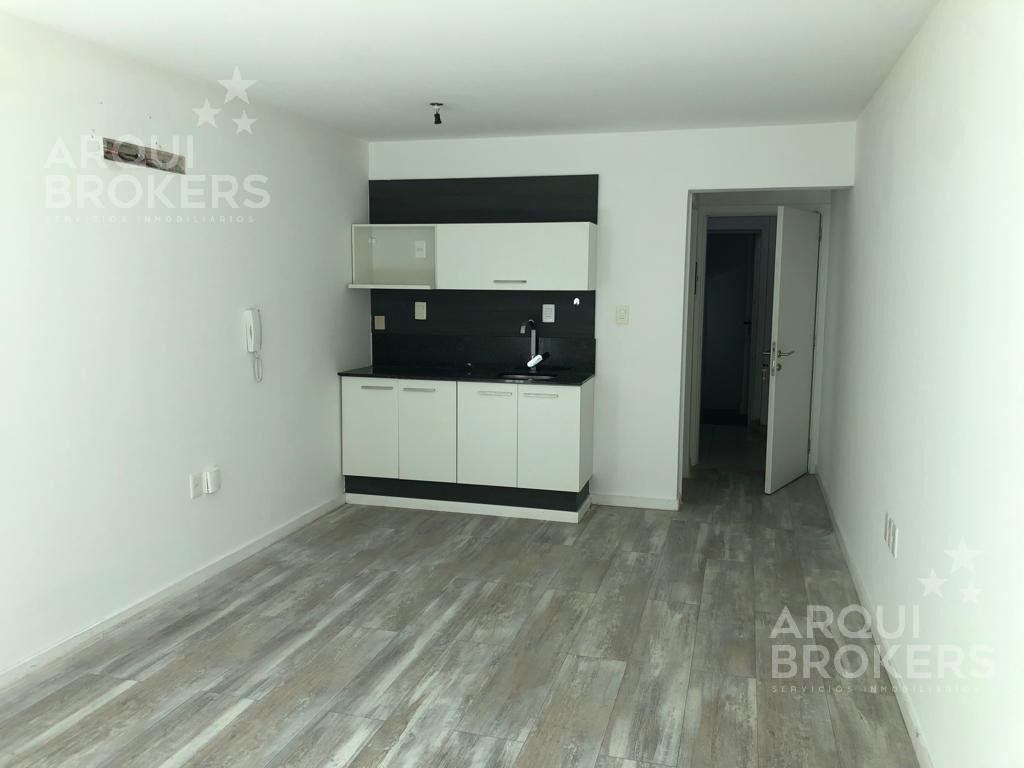 Venta oficina en Pocitos Nuevo - 215